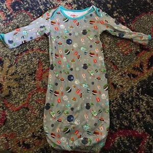 Zutano planet sleep gown